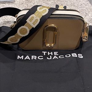 Marc Jacobs logo strap snapshot crossbody bag